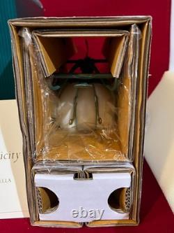 Nos Walt Disney Classic Collection Cinderella's Elegant Coach Never Opened