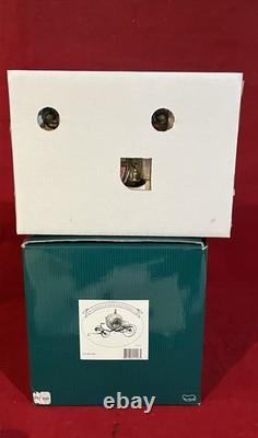 Nos Walt Disney Classic Collection Cinderella's Elegant Coach Never Opened