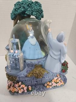 OPEN BOX Disney Store Cinderella Musical Snow Globe Magical Gown Music Box READ