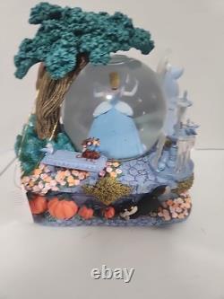 OPEN BOX Disney Store Cinderella Musical Snow Globe Magical Gown Music Box READ