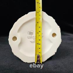 Precious Moments Disney Princess Cinderella A Friend Fit For A Princess Dog NEW