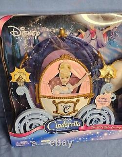 RARE 2004 Disney Princess Special Edition Cinderella Twinkle Lights Carriage