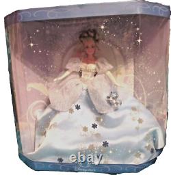 RARE Disney Store Cinderella Special Edition Doll with rhinestones and crystals