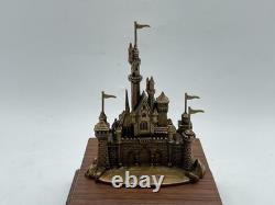 Rare Disney Cast Member 15 Yr Service Award Cinderellas Castle Statue New Open