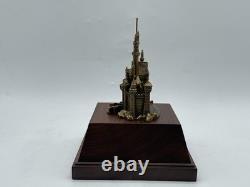 Rare Disney Cast Member 15 Yr Service Award Cinderellas Castle Statue New Open