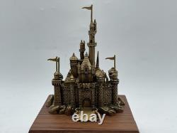 Rare Disney Cast Member 15 Yr Service Award Cinderellas Castle Statue New Open