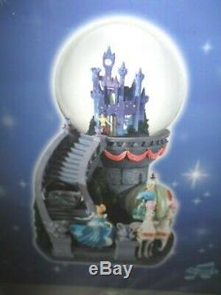 Rare Disney Cinderella Staircase Castle Carriage Music Glitter SnowGlobe NEW