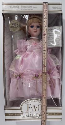 Rare Vintage 1997 FAO Schwarz Cinderella 12 Porcelain Doll NIB COA Disney Pink