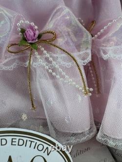 Rare Vintage 1997 FAO Schwarz Cinderella 12 Porcelain Doll NIB COA Disney Pink