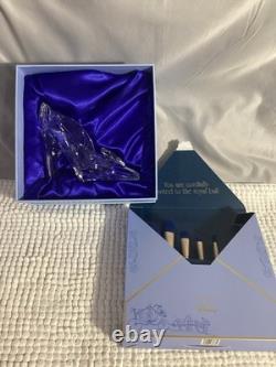 SPECTRUM Disney Cinderella Glass Slipper Makeup Brush Holder with 7pc Brush Set