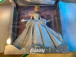 Saks Fifth Avenue Disney Cinderella 17 Limited Edition Heirloom Doll New 1/2500