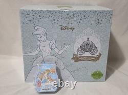 Scentsy Disney Cinderella Carriage Wax Warmer NIB & Cinderella Wax Bar