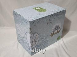Scentsy Disney Cinderella Carriage Wax Warmer NIB & Cinderella Wax Bar