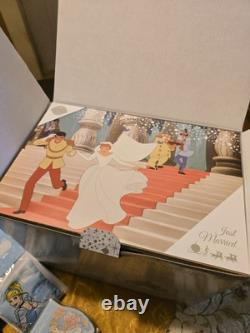 Scentsy Disney Cinderella Royal Carriage Warmer & Wax Set 75th Anniversary NEW
