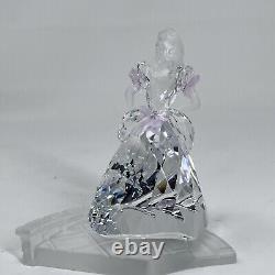 Swarovski Crystal 2005 Disney Cinderella With Lost Slipper Figurine 255108