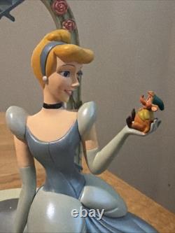 The Art Of DISNEY CINDY FOUNTAIN CINDERELLA ART LE 750 Theme Parks NIB