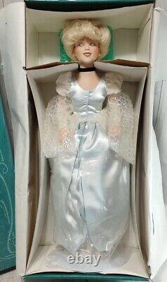 Very Very Rare 19 Zombie CINDERELLA Porcelain Doll By Disney One Of A Kind