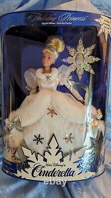 Vintage Disney 1996 Holiday Princess Cinderella Barbie Special Edition NIB