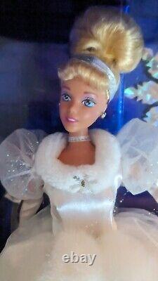 Vintage Disney 1996 Holiday Princess Cinderella Barbie Special Edition NIB