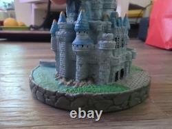 Vintage Disney Cinderella Castle Figurine Statue With Watch. LE Park Exclusive