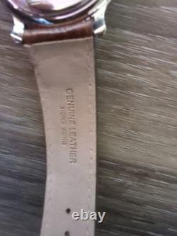 Vintage Disney Cinderella Castle Figurine Statue With Watch. LE Park Exclusive