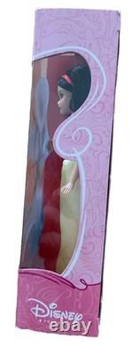 Vtg New Disney Store Mini Princess Dolls Mulan, Cinderella, Jasmine & Snow White
