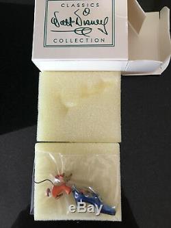 WDCC Cinderella's Dress A Lovely Dress for Cinderelly NIB withDome, Base and COA