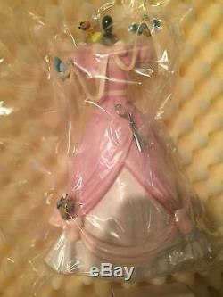 WDCC Walt Disney Cinderella A Lovely Dress for Cinderelly LE Figurine Jaq & Gus