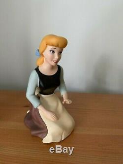 Walt Disney Classic Collection WDCC Cinderella Snow White Princess