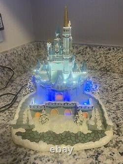 Walt Disney World Cinderella's Castle LED Light-Up New in Box