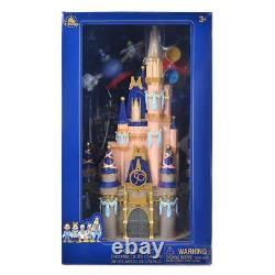 Walt Disney World Kevin & Jody 50th Anniversary Cinderella Castle Figure jp