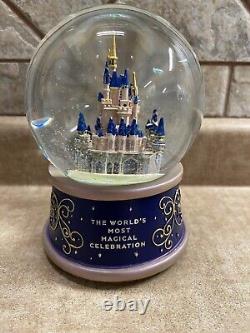 Walt Disney World Magic Kingdom 50th Anniversary Cinderella Castle Snowglobe New