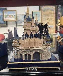 Walt Disney World Parks 50th Anniversary Cinderella Castle Figurine Statue Withbox